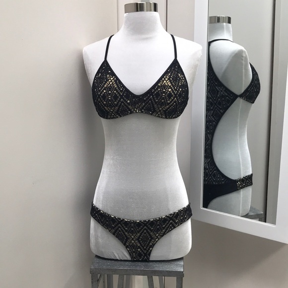 Luli Fama Take Me Back Crochet One Piece - Picture 4 of 16